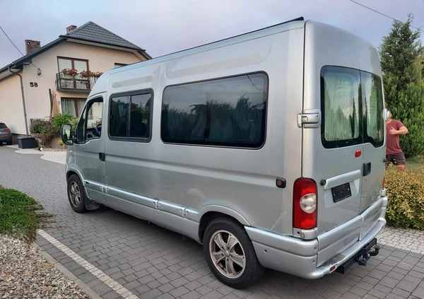 Nissan Interstar cena 22900 przebieg: 520000, rok produkcji 2004 z Parczew małe 137